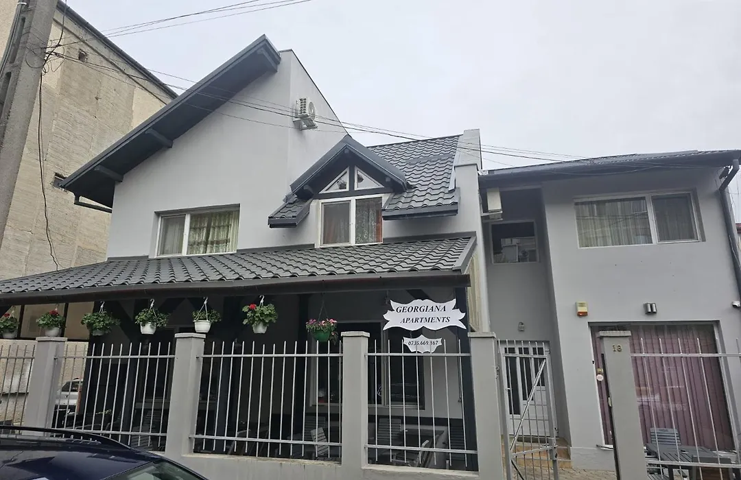 Georgiana Apartments 2-1